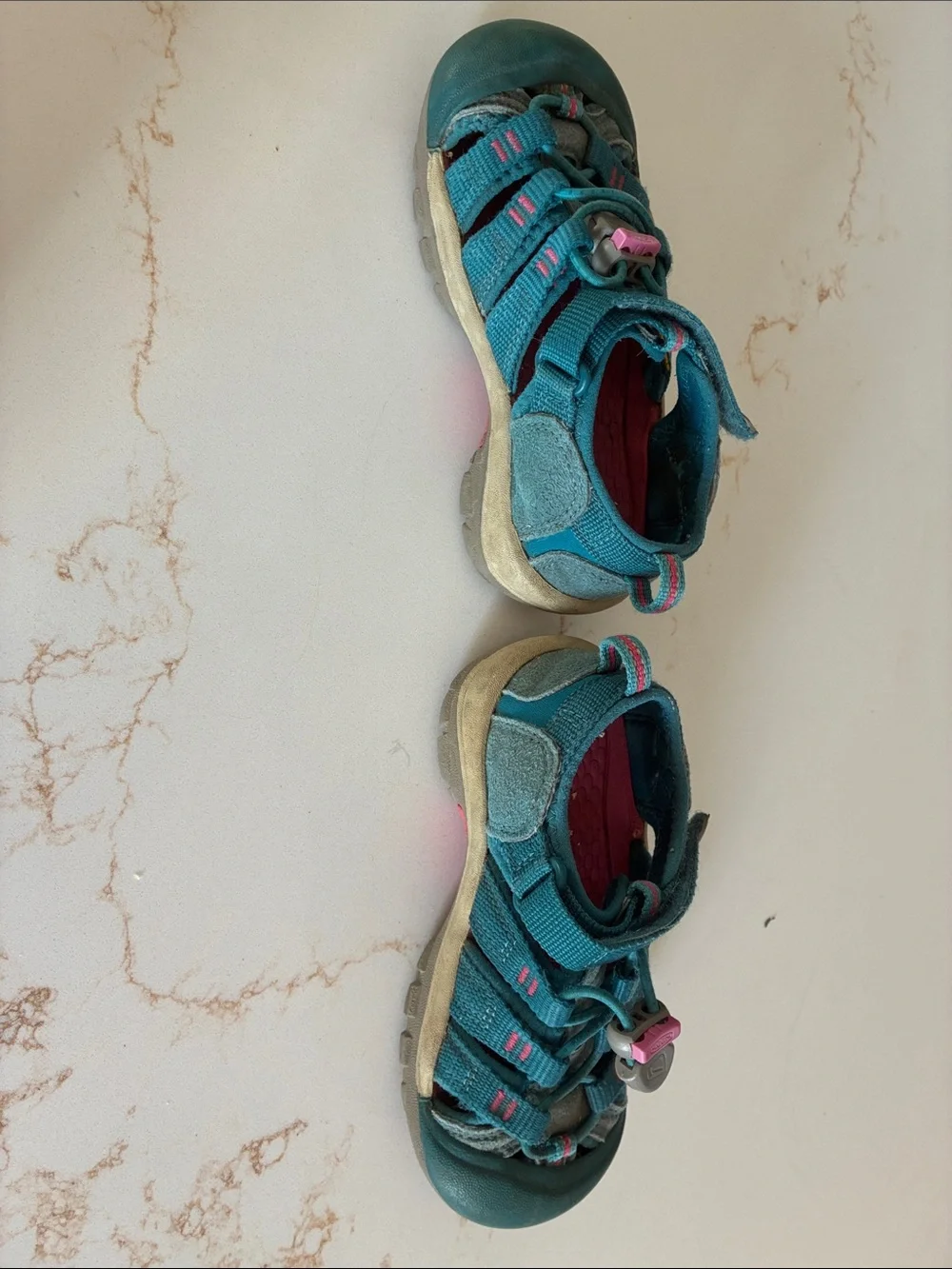 KEEN Newport H2 Kids 10 Teal and Pink Water Shoe/Sandal